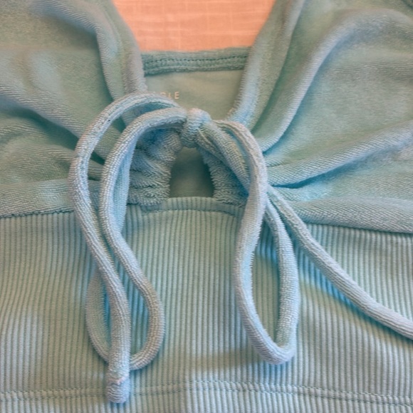 Women’s American Eagle outfitters size extra large tank crop top - Picture 2 of 6